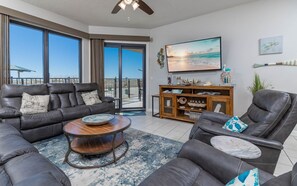 Living area - Phoenix X 106 3 Bedroom Condo (Orange Beach)