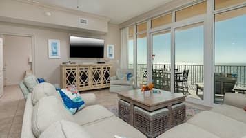 Leilighet, 4 soverom | Oppholdsområde | DVD-spiller