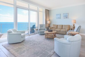 Living area - Phoenix Orange Beach Ii 1402 3 Bedroom Condo (Orange Beach)