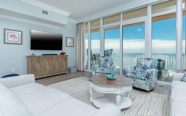 Condo, 3 habitaciones | Área de sala de estar | Reproductor de DVD 