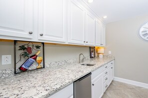 Condo, 2 habitaciones | Interior