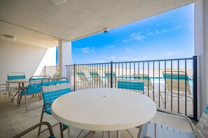 Apartment, 2 Schlafzimmer | Speisen im Freien