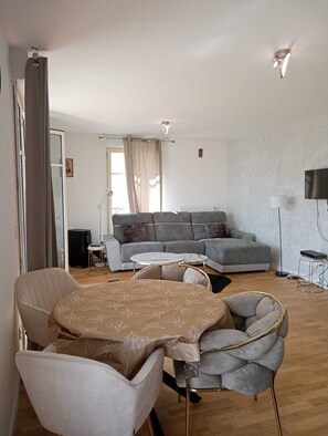 Fernseher