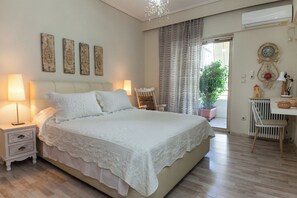 Apartment | 1 bedroom, iron/ironing board, free WiFi