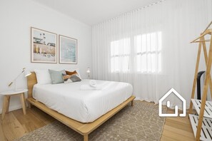 3 chambres, fer et planche à repasser, Wi-Fi gratuit, draps fournis