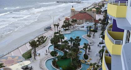 1Bed/1Bath - Cozy suite in Daytona Beach!