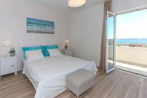 4 Schlafzimmer, Bügeleisen/Bügelbrett, WLAN, Bettwäsche