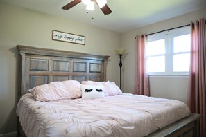 3 Schlafzimmer, Bügeleisen/Bügelbrett, Reisekinderbett, WLAN