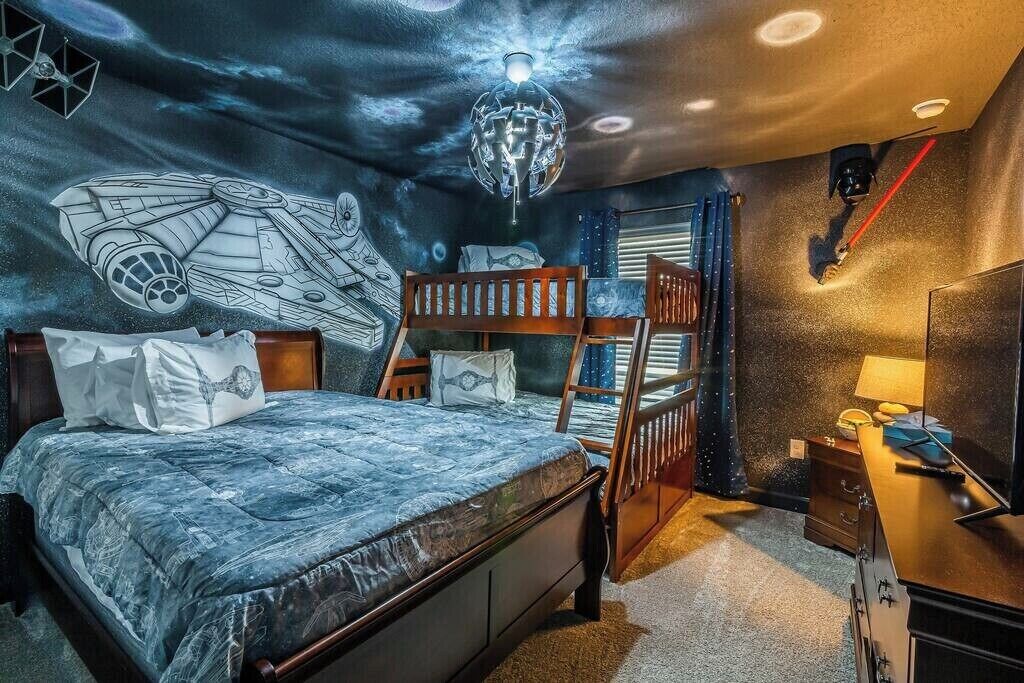 4 室のベッドルーム、アイロン / アイロン台、旅行用ベビーベッド、WiFi