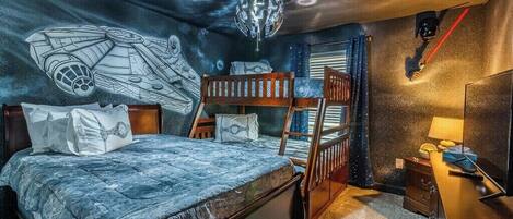 4 室のベッドルーム、アイロン / アイロン台、旅行用ベビーベッド、WiFi