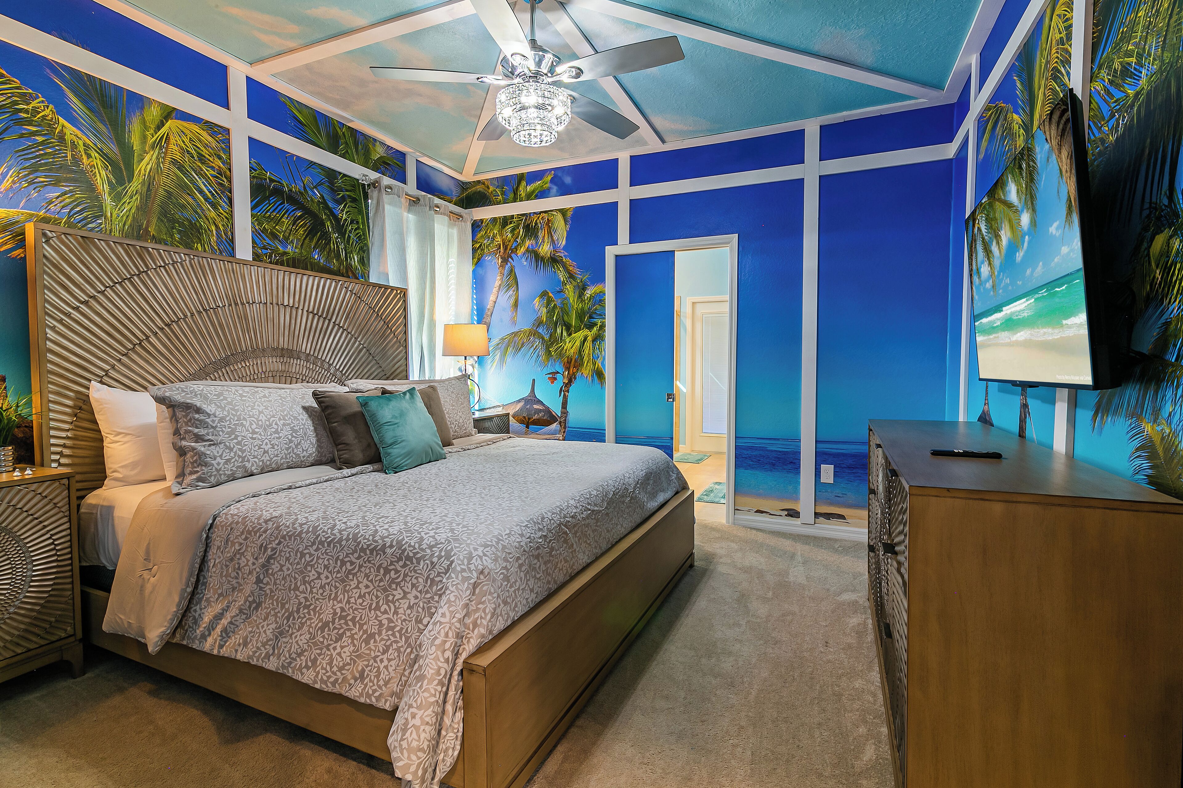 6 Schlafzimmer, Schreibtisch, Bügeleisen/Bügelbrett, kostenloses WLAN