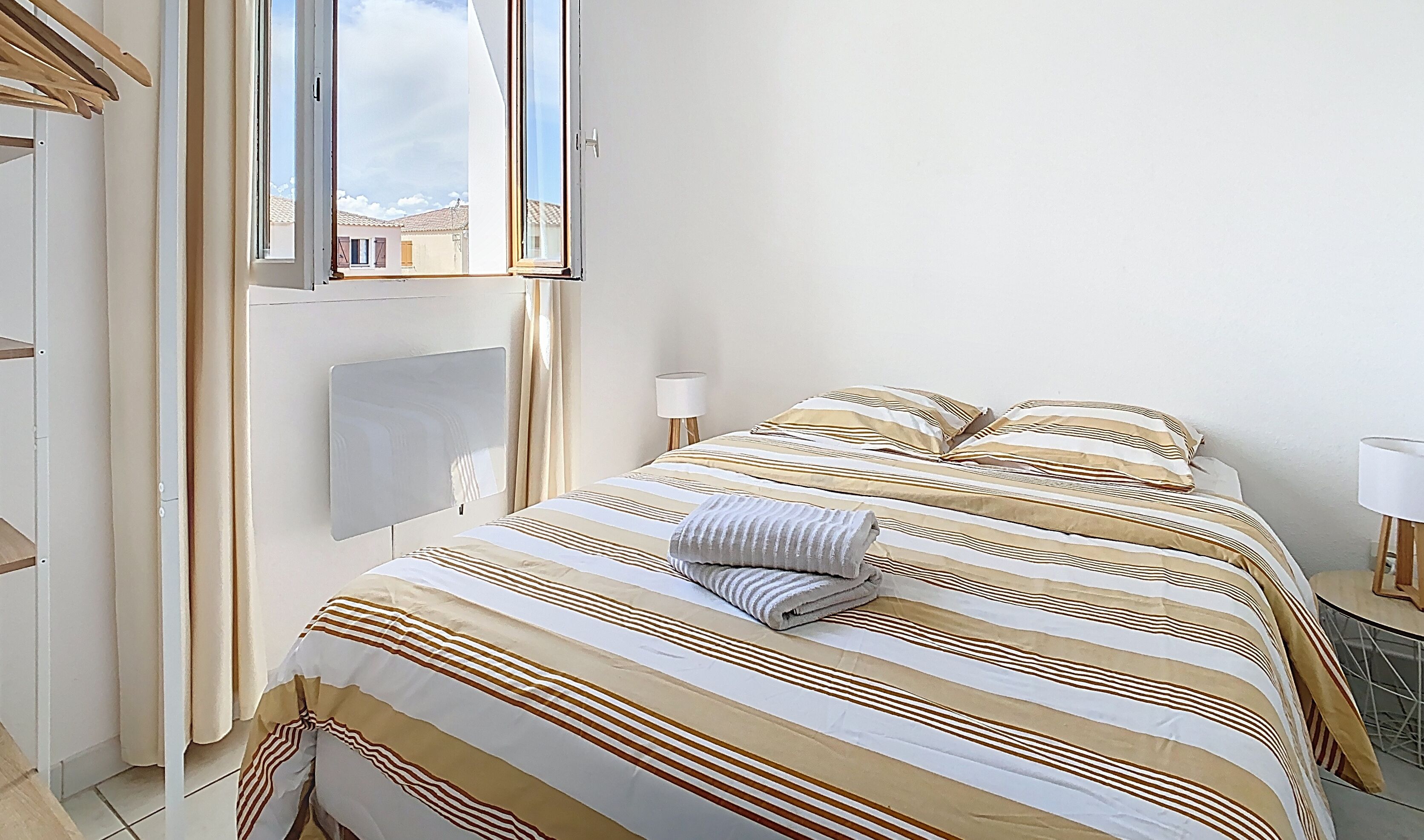 2 chambres, fer et planche à repasser, Wi-Fi