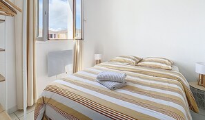 2 chambres, fer et planche à repasser, Wi-Fi