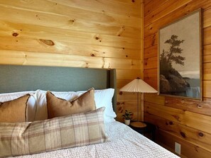 4 habitaciones, escritorio, tabla de planchar con plancha y wifi gratis 