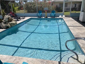 Beheizter Pool