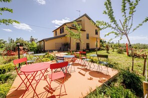 Villa supérieure, vue sur le vignoble | Terrasse/patio