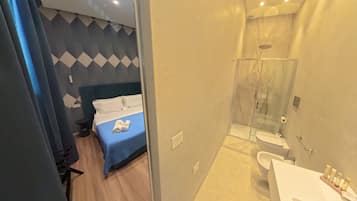 Standard Room | Minibar, desk, free WiFi, bed sheets