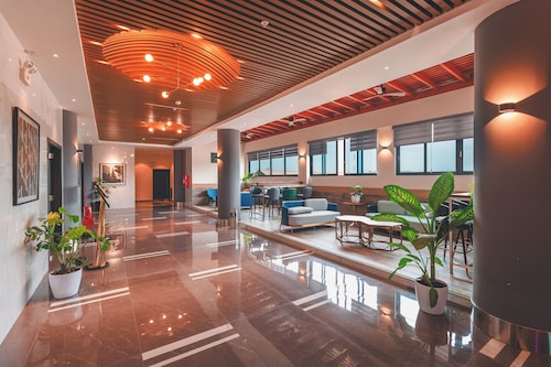 Lyz Business Hotel Piura