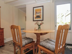 Dining - 106 Westgate (Guisborough)