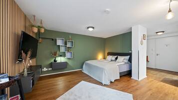 1 bedroom, free WiFi, bed sheets