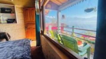 4 chambres, fer et planche à repasser, Wi-Fi, draps fournis