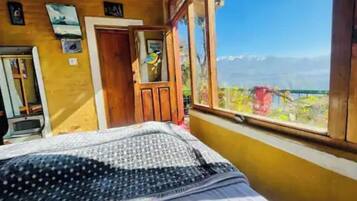 4 chambres, fer et planche à repasser, Wi-Fi, draps fournis