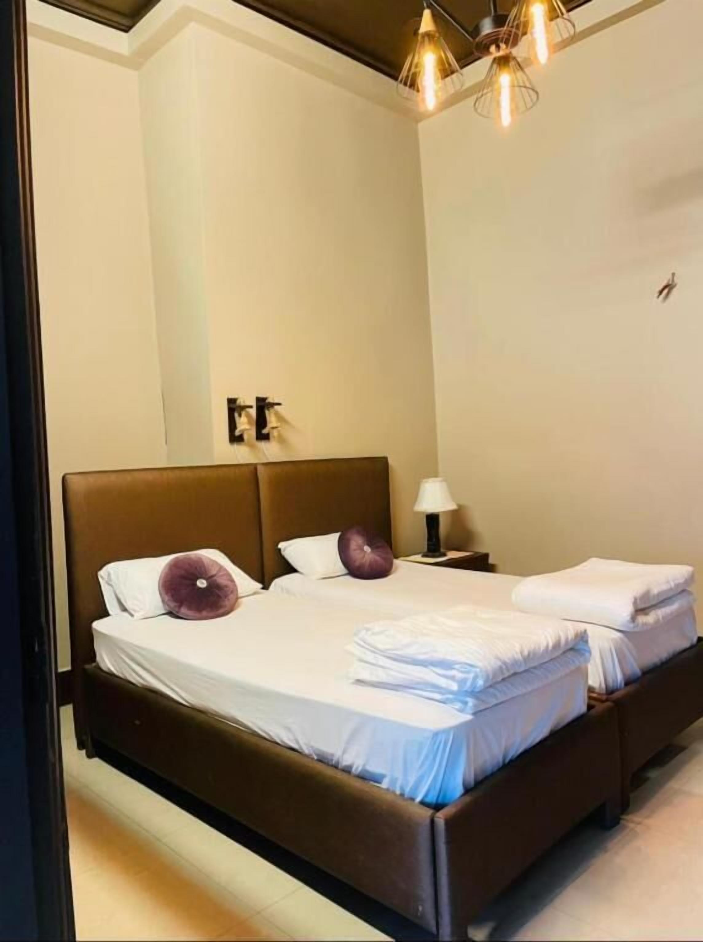 Deluxe Double Room | Soundproofing, iron/ironing board, free WiFi