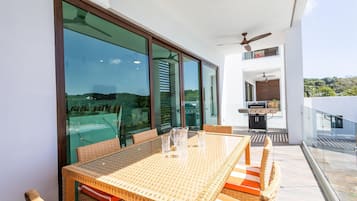 Quang cảnh từ phòng