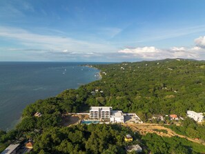 Aerial view - Acqua Di Mare Resort (Roatan)