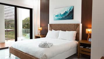 Junior Suite | Premium bedding, down comforters, pillowtop beds, in-room safe