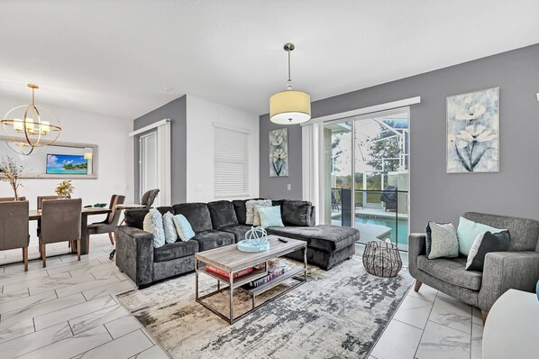 TV - Lovely 4Bed Town Home with Splash Pool-790PBD (Kissimmee)