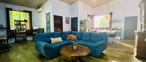 Smart TV, books, music library, stereo