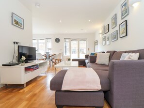 Living area - Garras (Truro)