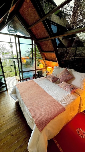 Romantic Bungalow, Mountain View - Ancestral Glamping (Barbosa)