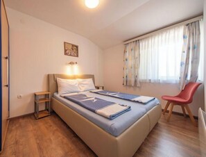 1 quarto, acesso à internet