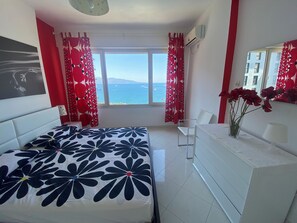 2 makuuhuonetta, Wi-Fi, vuodevaatteet