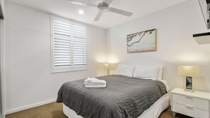 2 bedrooms, desk, iron/ironing board, free WiFi