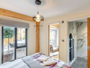1 bedroom, free WiFi, bed sheets - 1 bedroom accommodation in Llagadfan, Welshpool (Llagadfan, Welshpool)