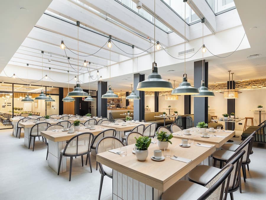 Daily buffet breakfast (EUR 16 per person)