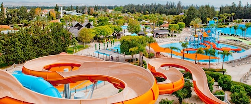 Bridge House 201-3BR Modern Apt close to the beach and city centre