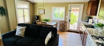 Haileys Place In Wine Country