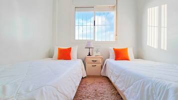 3 makuuhuonetta, ilmainen Wi-Fi, vuodevaatteet