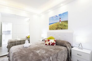 2 slaapkamers, een strijkplank/strijkijzer, wifi, beddengoed