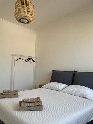 3 Schlafzimmer, Schreibtisch, Bügeleisen/Bügelbrett, kostenloses WLAN