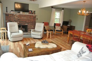 Living area - Tranquil Privacy (Rhinelander)