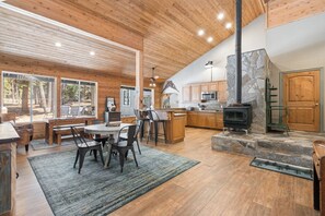 Interior - Lazy Bear Lodge | Rustic Luxe Cabin w/ Spa + Game Room (Shaver Lake)