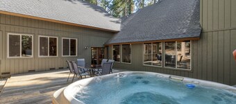 Lazy Bear Lodge | Rustic Luxe Cabin w/ Spa + Game Room