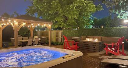 Victoria Family Vacation Home - 7 Seats HotTub - CLOSEST To The Falls