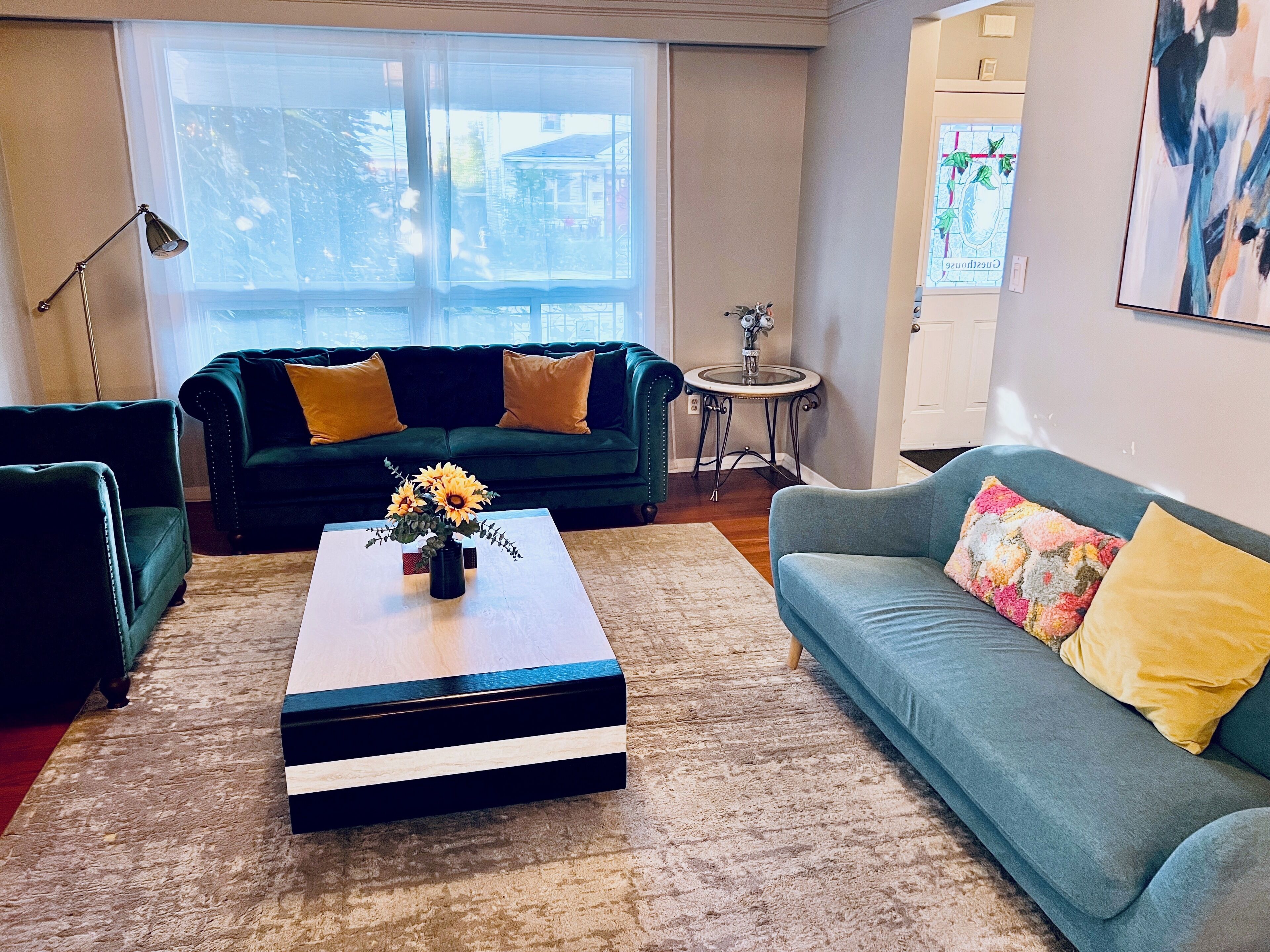 Smart TV, fireplace, DVD player, table football