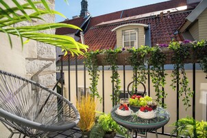 设计公寓 | 迷你吧、熨斗/熨衣板、婴儿床、免费 WiFi